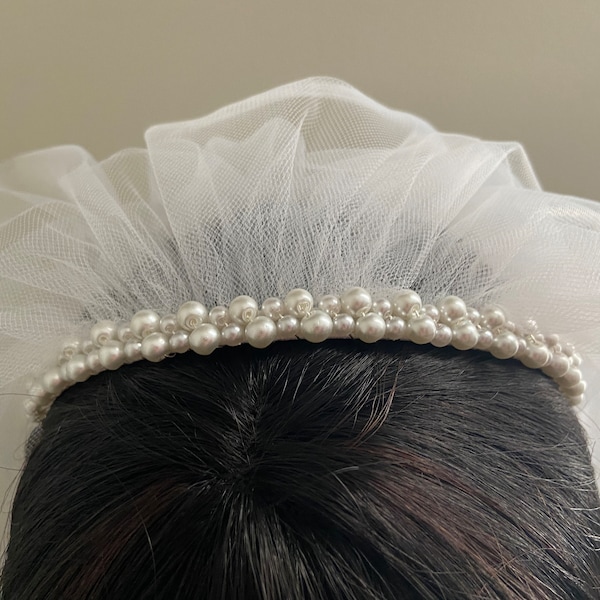 1st Communion Pearl Headband Veil, Alternating Size Pearl Headband, First Communion Headpiece, Customized  Communion Veil