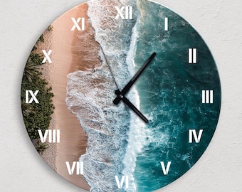 Grande horloge murale surdimensionnée en verre trempé paysage océanique : décoration côtière moderne