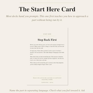 Puede incluir: Una tarjeta rectangular titulada The Start Here Card con el subt&iacute;tulo Most decks hand you prompts. This one first teaches you how to approach a part without being run by it. El texto incluye Step Back First e instrucciones.