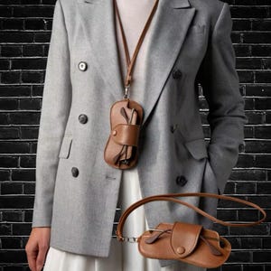 Vegan Leather Sunglasses Case: Soft Protective Eyeglass Pouch