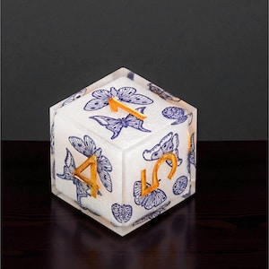 Set di dadi D&D in resina a farfalla: dadi poliedrici floreali per giochi di ruolo