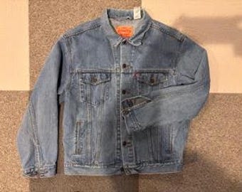 Vintage 80’s Levi’s 70507 Standard Trucker Jean Jacket w/ Red Tab - XL