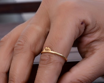 Anello Sole, Anello Delicato da Impilare, Gioielli Celesti, Anello Raggio di Sole, Anello Sole in Oro, Anello Minimalista, Regalo per Lei, Anello Sole in Ottone