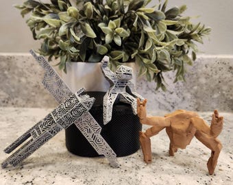 Project Hail Mary Astronaut Figurine | 3D Printed Sci-Fi Desk Decor | Rocky | Space Ship