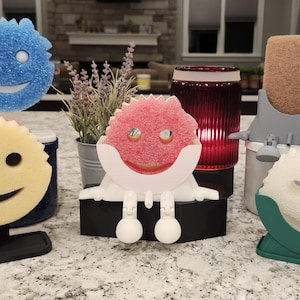 Scrub Daddy or Scrub Mommy Sponge Holder Pad – Kitchen Sink Organizer – 3 Style Options – Gift for Home Cleaning Lovers -  3D printed