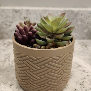 Handcrafted Planter – Minimalist Succulent Pot, Modern Desk Plant Holder, Small Indoor Planter, Unique Housewarming Gift