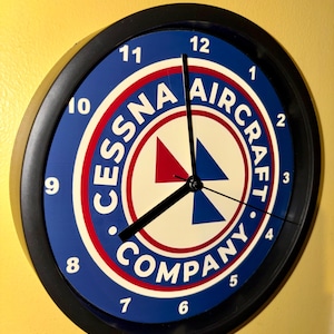 Cessna OldLogo Aircraft Airplane Pilot Hangar Garage Man Cave Bar Retro Advertising Wall Clock Sign