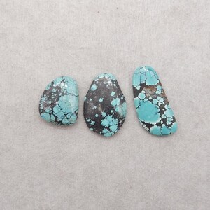 3 bellissimi cabochon di turchese naturale, pietre preziose fatte a mano, creazione di gioielli fai da te, 28x13x3 mm, 19x15x4 mm, 6 g - SS3814