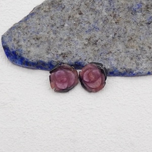 Paire de cabochons sculptés en rubis naturel, pierres précieuses (peuvent être percées), paire de boucles d'oreilles en rubis populaires, création de bijoux à faire soi-même, 13 x 12 x 5 mm, 2 g - SS4027