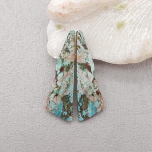 Orecchini con perline di crisocolla naturale (lato ruvido), orecchini con pietra forata, regalo di gioielli con pietre preziose, 53x17x3 mm, 8 g - E29122