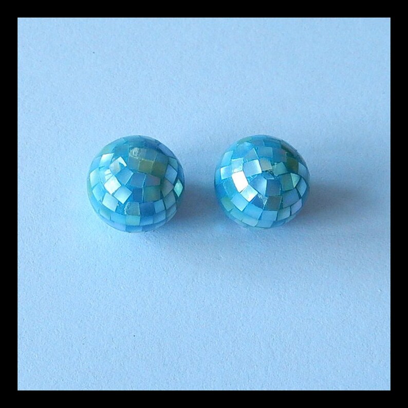 New Design,M.O.P Gemstone Cabochon Pair,12x12mm,4.8g T7834
