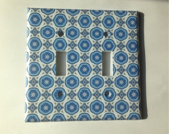 White Blue and Silver Moroccan Medallions Double Light Switch Plate Cover