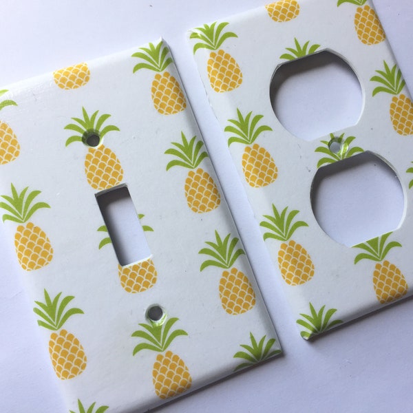 Pineapple Decor Light Switch Plate Cover, Pineapple Kitchen Decor, Pineapple Room Decor, Retro Kitchen Decor, Pineapple gift, Pineapple Gift