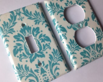 Blue and Off White Damask SIngle Light switch plate Setm