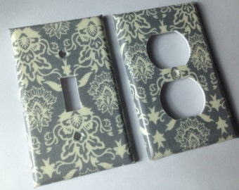 Gray and off White Damask Single Light Switch Cover / Gray Bedroom Decor / Gray Decor / Gray Nursery Decor / Home Decor / Bathroom