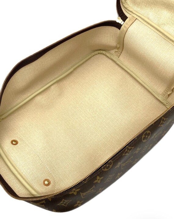 Authentic LOUIS VUITTON Monogram Excursion Shoe B… - image 9