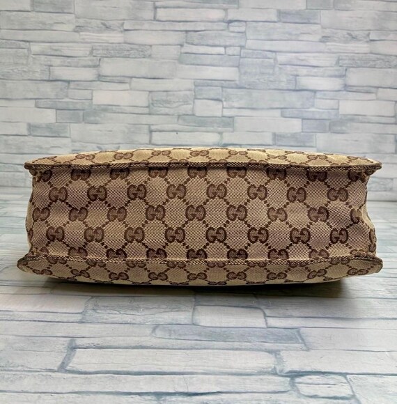 Authentic GUCCI Eclipse Messenger Bag GG Canvas S… - image 4