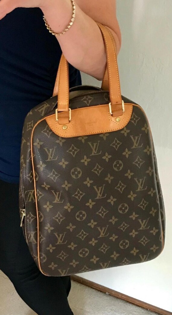 Authentic LOUIS VUITTON Monogram Excursion Shoe B… - image 11