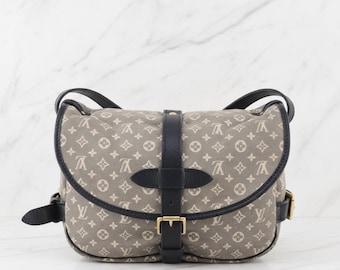 Bolsa de ombro autêntica LOUIS VUITTON Monograma Idylle Saumur PM Encre