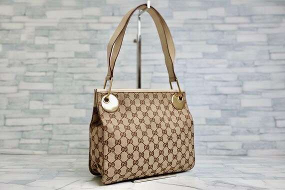 Authentic GUCCI Eclipse Messenger Bag GG Canvas S… - image 3