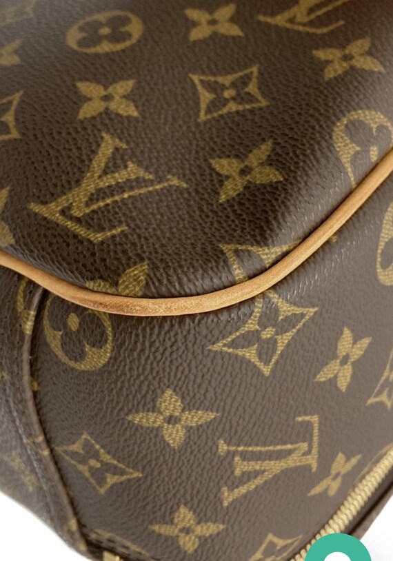 Authentic LOUIS VUITTON Monogram Excursion Shoe B… - image 6