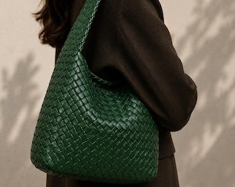 Torba typu hobo ze skóry plecionej | Minimalistyczna torebka na ramię w stylu boho