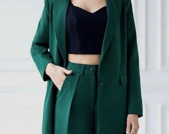 Traje de dos piezas para mujer: Blazer y pantalón verdes (corte entallado)