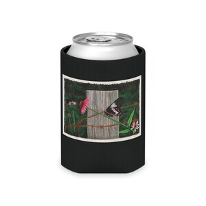 Zaunpfahl und Schmetterling, rustikaler Cowboy-Dosenkühler, westliche Getränkehülse, Outdoor-Party-Ausrüstung, Getränkehalter mit Landhaus-Thema