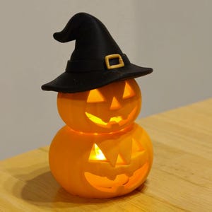 Stacked Pumpkin Jack-O'-Lantern with Witch Hat - LED/Electric Tea Light holder (included)