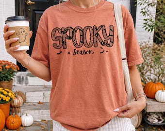 PNG de encaje para la temporada de Halloween, PNG de letras de encaje negro estilo preppy, PNG de diseño de sublimación de encaje para Halloween, PNG de Halloween moderno para camisetas, araña