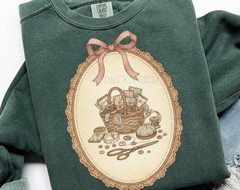Cesta de costura vintage de segunda mano (PNG), marco ovalado CottageCore Coquette (PNG), diseño de camiseta Grandma Core, diseño de sublimación para amantes de la costura de moda