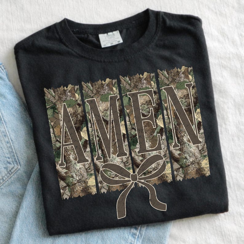 Pinselstrich-Tarnmuster Amen (PNG), Religiöses T-Shirt (PNG), Verspieltes christliches Sublimationsdesign, Retro-Jagdmotiv (PNG), Trendiges PNG-Design, T-Shirt-Design Bild 3