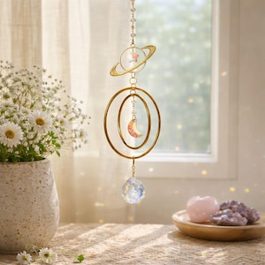 Celestial Planet Sun Catcher Crystal Prism – Saturn Moon Window Hanging, Galaxy Decor, Boho Astrology Gift, Rainbow Light Catcher