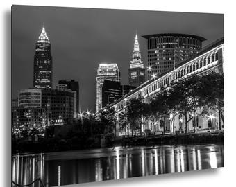 Impresión fotográfica de bellas artes en blanco y negro del horizonte de Cleveland