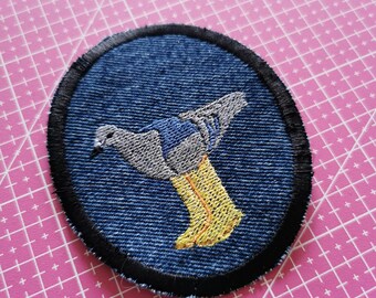 Pigeon Patch, Pigeon in Boots Iron-On, Sew-On Patch, Funny Bird Patch, Urban Bird, Unique Gift for Bird Lovers, Denim Patch