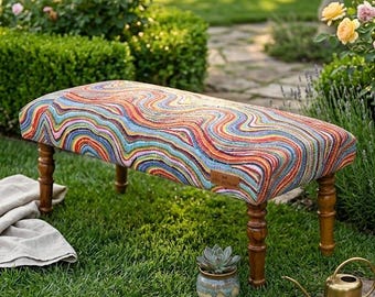 Banco Kantha Kilim feito à mão - Otomano estofado com estampa de ondas coloridas para hall de entrada, assento ao pé da cama no quarto, decoração boho para casa.