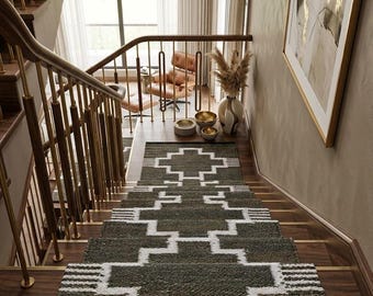 Handwoven Jute Runner Rug - Modern Geometric Hallway Carpet, Eco-Friendly Natural Fiber Entryway Decor, Custom Size Rustic Boho Kitchen Rug