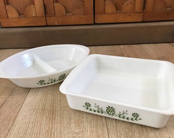 Green and White Pyrex Set
