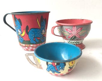 Vintage Toy Cups, Tin Dish Set, Vintage Dishes
