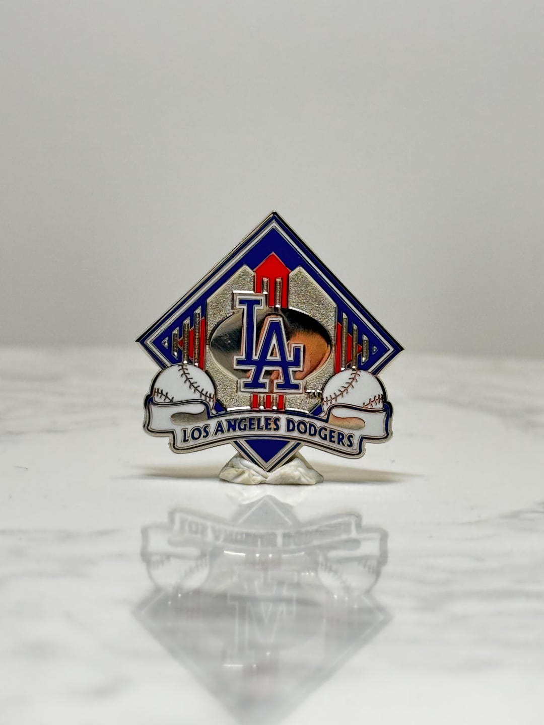 Los Angeles Dodgers Baseball Pin: Silver Red Blue - MLB Sports ...