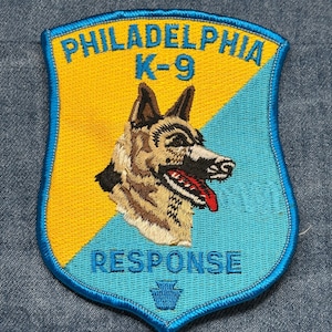 Toppa da collezione Philadelphia K-9: scudo da cucire blu/giallo - accessorio della polizia
