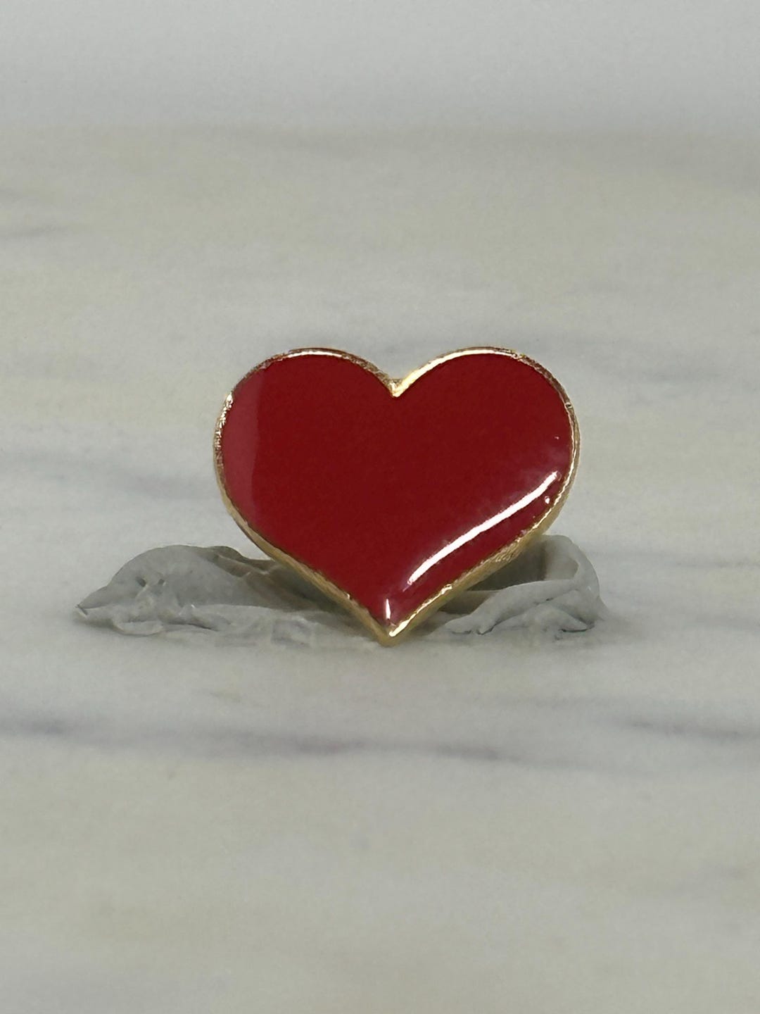 Red Heart Enamel Pin: Gold Trim Finish - Retro Love Accessory - Etsy