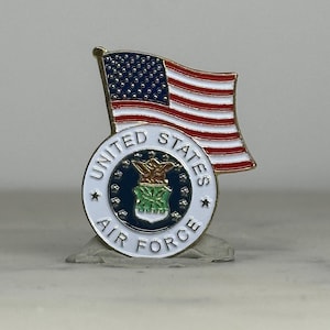 USAF Flag Enamel Pin: Patriotic Red White Blue - Military Tribute Accessory