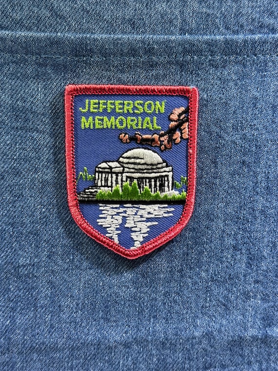 Jefferson Memorial Collectable Patch: Iron-On Red… - image 1