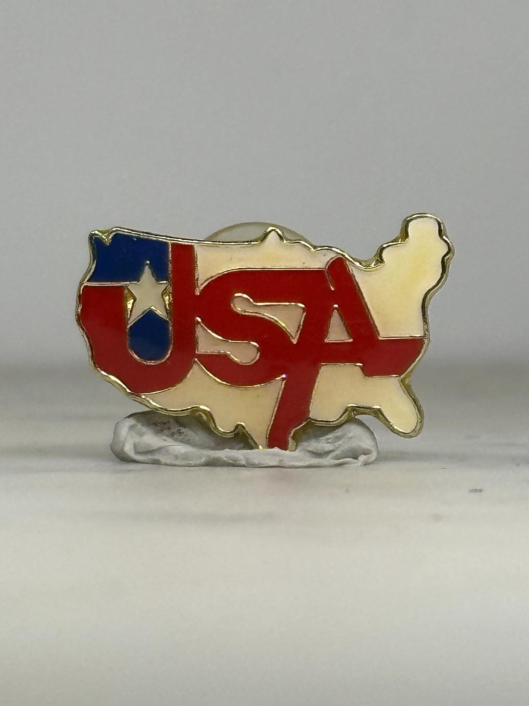 USA Map Enamel Pin: Red White Blue Goldtone - Patriotic Accessory - Etsy