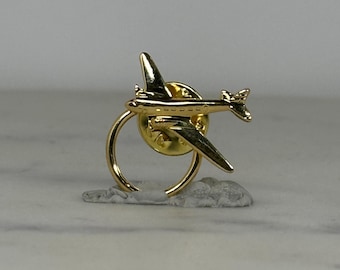 Gold Plated Airplane Brooch Pin - Vintage Pilot Lapel Pin For Travel Themed Gifts