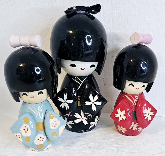 Poupée kokeshi Grand modèle modèle rose|Comptoirs de Magellan