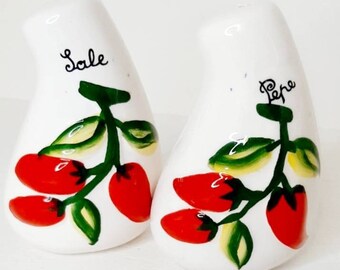 Vintage white ceramic porcelain Salt and Pepper shaker pair Italian 1960s kitsch Chilli pepper graphics tableware Sale Pepe