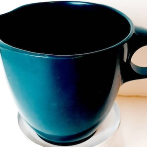 Vintage Duperite Coronation Ware milk gravy jug 1950s Deep Green deco modern plastics Kitsch Mid century Australian Made