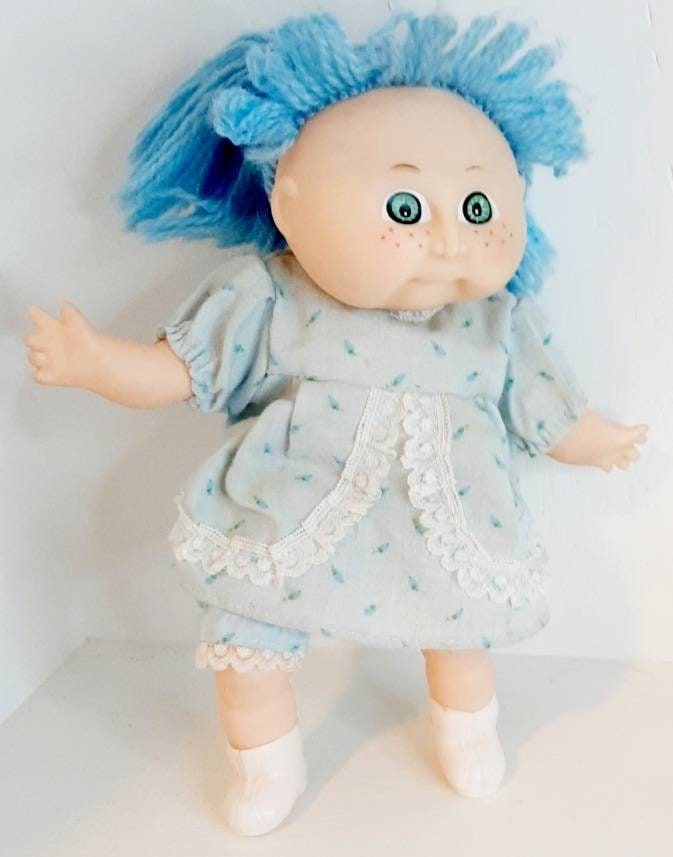 cabbage patch doll blue dress Vintage 1984 Cabbage Patch Kids Blue Dress Blonde Hair Holding Bottle